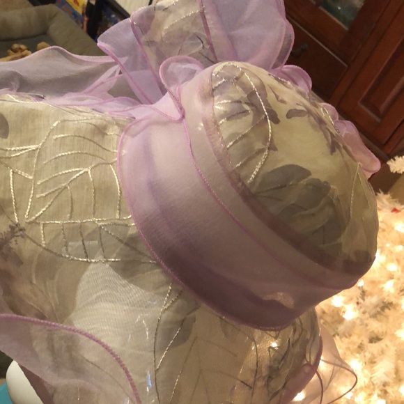 Purple fancy hat - Picture 5 of 11